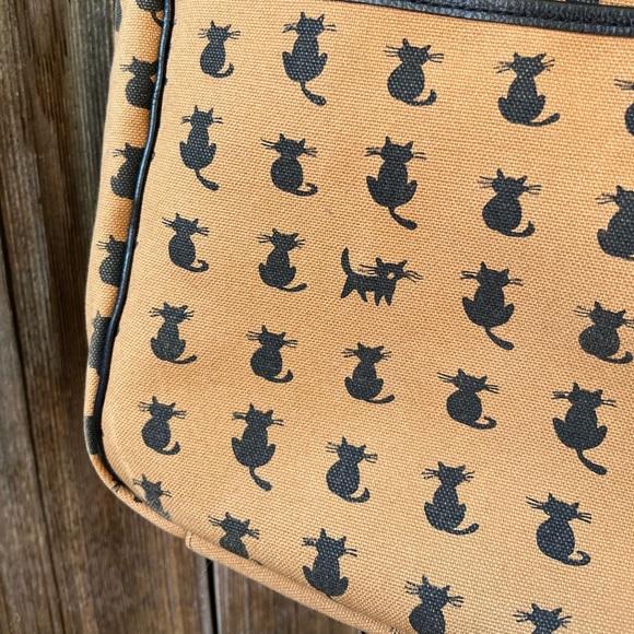 Vintage Cat Print Purse by Cricket Shop Cedarhurst - Picture 8 of 12